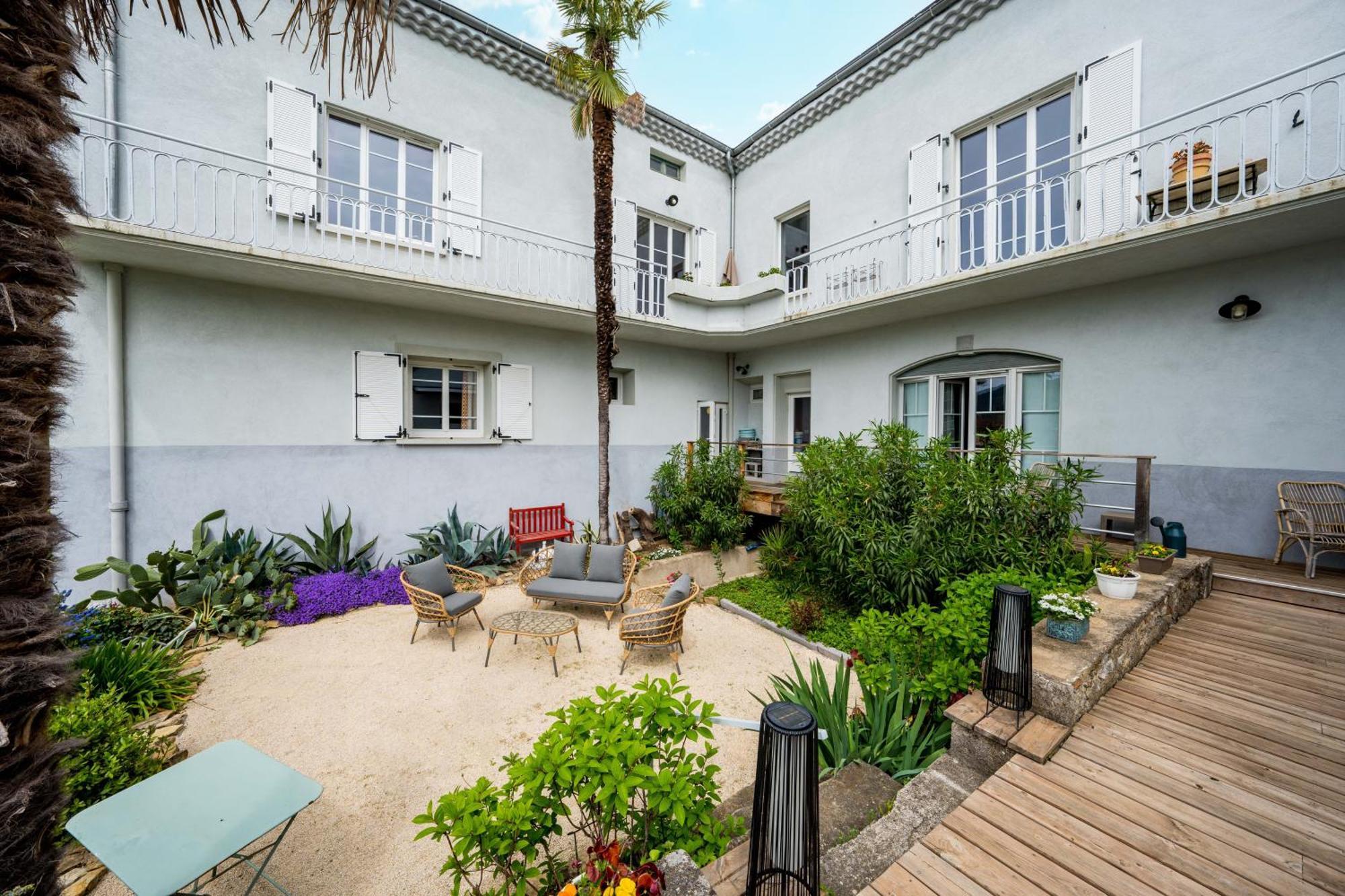 La Maison Jaffran, Suite En Ville Privas Exterior photo